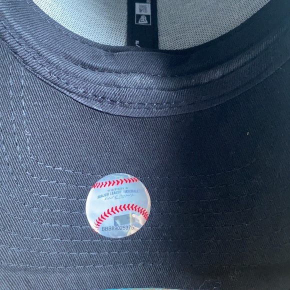 Seattle Mariners 40th anniversary adjustable hat - Picture 4 of 5